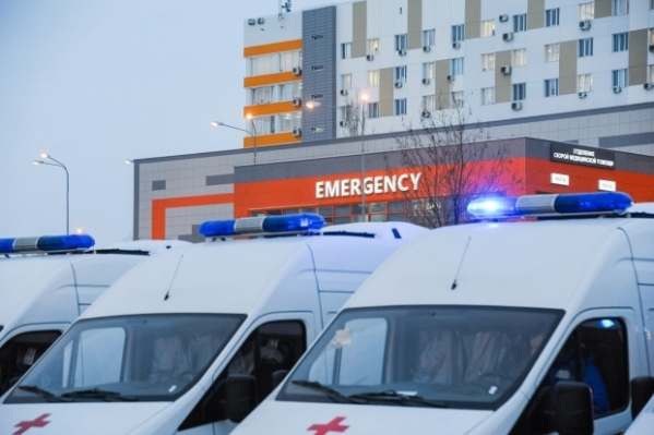 В центре Волгограда пьяный водитель стал виновником тройного ДТП