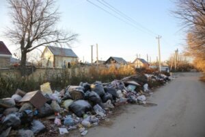 Волгоградцы с улицы Ульянова: «Мы три года живем как на свалке!»