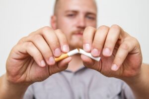 Курение повышает риск возникновения депрессии