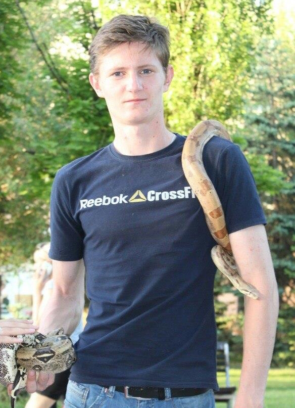 Увлеченный волгоградец стер ладошки в кровь ради хобби