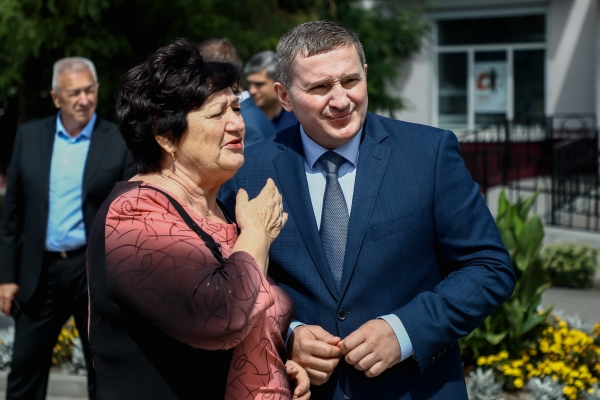 Губернатор проверил, как продвигается благоустройство в Новоаннинском