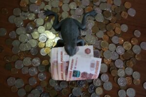 Удачливый волгоградец выиграл в лотерею 600 тысяч рублей