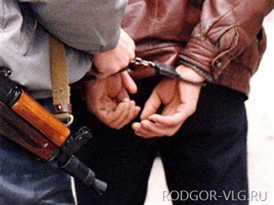 Волгоградец порезал заточкой лицо полицейского