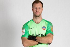 Волгоградский «Ротор» интересуется вратарями «Енисея»