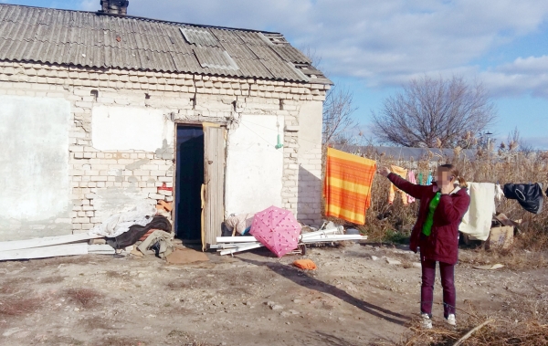 «Боюсь, что стены рухнут»: многодетную волгоградку обманули мошенники