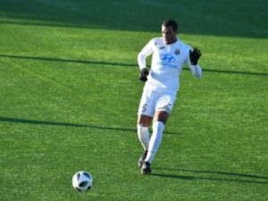 В волгоградском «Роторе» будет играть защитник Лайонел Адамс