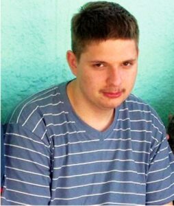 В Камышине разыскивают пропавшего год назад 20-летнего парня