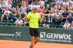 Волгоградский теннисист вышел во второй круг турнира в Финляндии