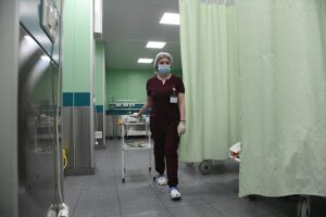 Волонтеры-медики пополнили штат волгоградских больниц