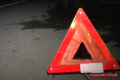 Под Волгоградом 19-летний водитель наехал на опору ЛЭП