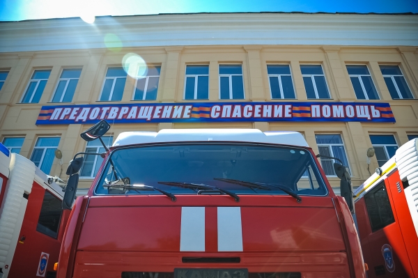 «Укротители огня» быстро справились с пожаром на севере Волгограда