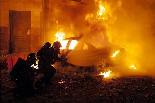 Из-за короткого замыкания электропроводки в регионе сгорели 2 иномарки