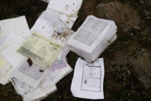 Пачка с ксерокопиями паспортов волгоградцев обнаружена в лесополосе