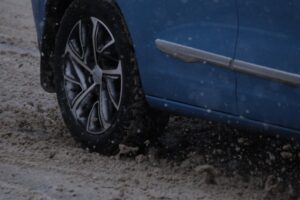 Волгоградцам посоветовали, как правильно эксплуатировать авто зимой
