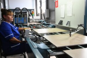 Господдержка помогает развивать Волгоградский керамический завод