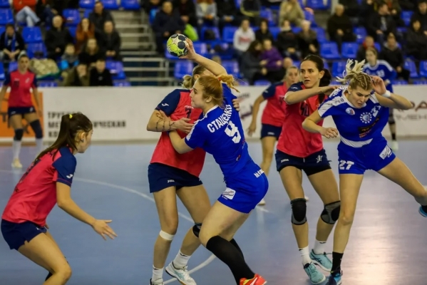 Волгоградское «Динамо» крупно проиграло подмосковной «Звезде»