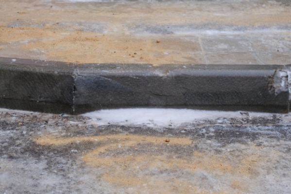 Коммунальные службы Волгограда заготовили 64 тыс. тонн песко-соляной смеси