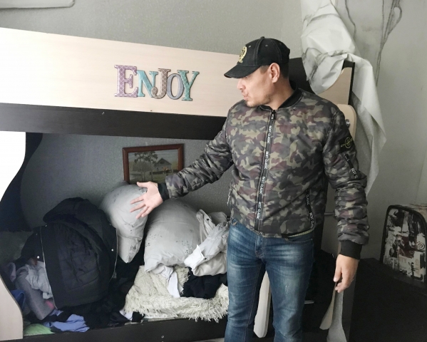 В Волгограде трехэтажный «Титаник» уплывает от жильцов