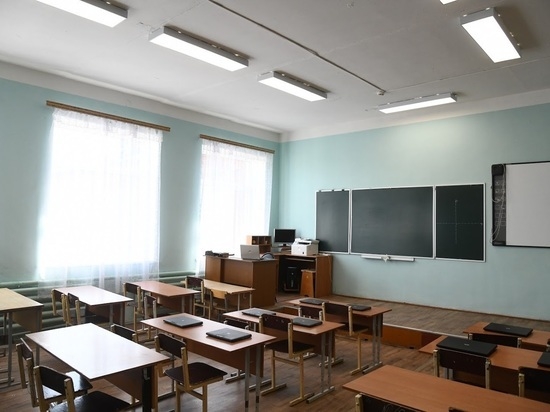 Волгоградские школьники и студенты могут уйти на дистант