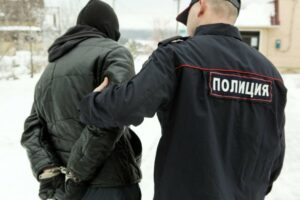 40-летняя женщина под Волгоградом расцарапала участкового