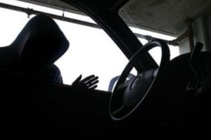 В Волгограде автомойщик угнал автомобиль начальника