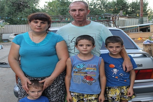 Волгоградец с инвалидностью тренирует юных футболистов