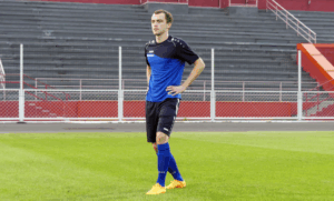 В волгоградский «Ротор» перешел Артем Самсонов