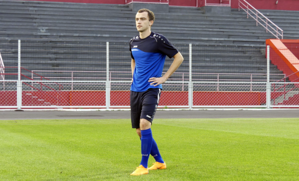 В волгоградский «Ротор» перешел Артем Самсонов