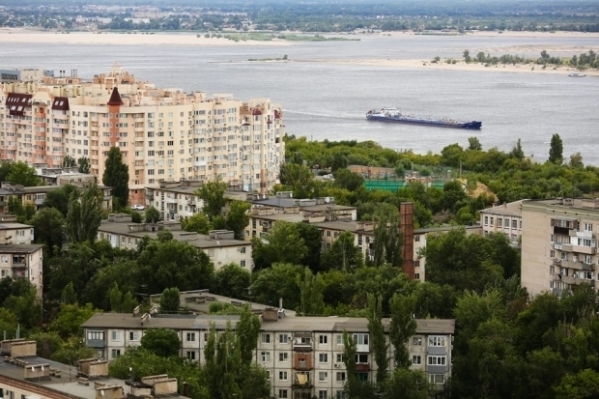 Заброшенный Дом молодежи в Волгограде могут снести по требованию властей