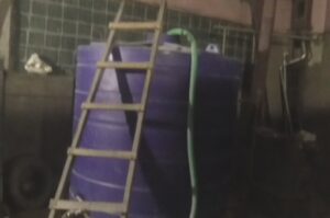 Под Волгоградом узбеки изготовляли поддельную водку и коньяк