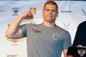 Волгоградский боксер одолел оппонента из Венесуэлы