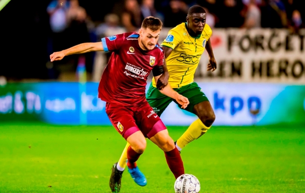 «Витесс» волгоградца Слуцкого вырвал победу у «Фортуны»