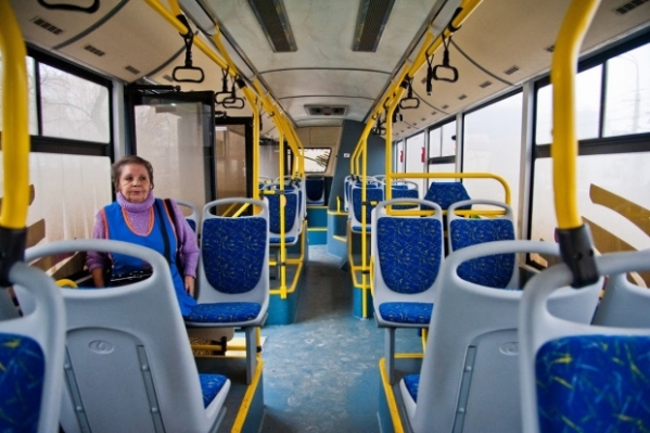 В волгоградских автобусах снова подорожал проезд