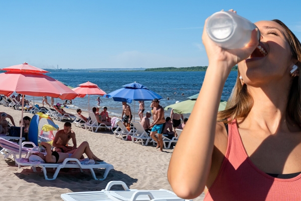 Волгоградцам напомнили, как пережить сильную жару