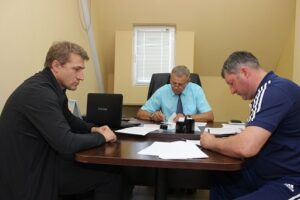 Олег Веретенников снова при деле