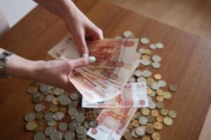 В Волгограде пенсионерка лишилась 47 тысяч рублей из-за уловок мошенницы