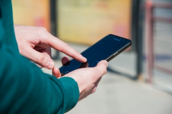 Волгоградцам объяснили, как отключить «прослушку» в телефоне