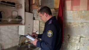 В центре Волгограда отец и сын насмерть отравились угарным газом