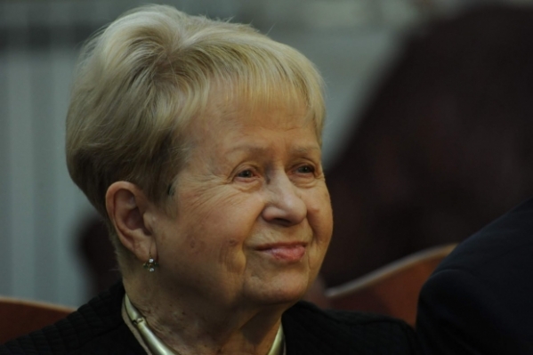 Волгоградцам передала поздравления Александра Пахмутова