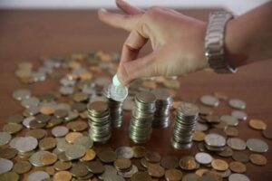 С 1 мая некоторым категориям волгоградцев повысят пенсии