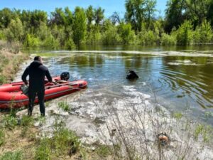 Волгоградские спасатели продолжают поиск утонувшего
